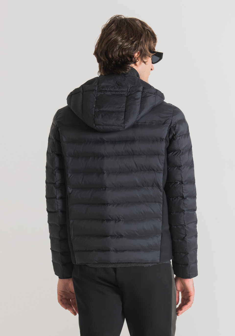 SLIM FIT QUILTED JACKET IN TECHNICAL FABRIC WITH HOOD - Antony Morato Online Shop