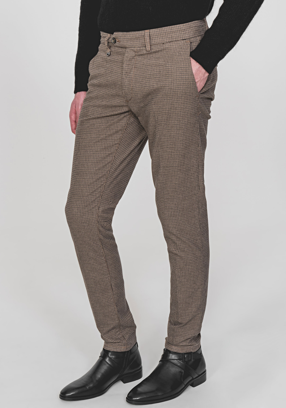 SKINNY-FIT "BRYAN" TROUSERS IN A STRETCHY COTTON BLEND WITH A CHECKED MICRO PATTERN - Antony Morato Online Shop