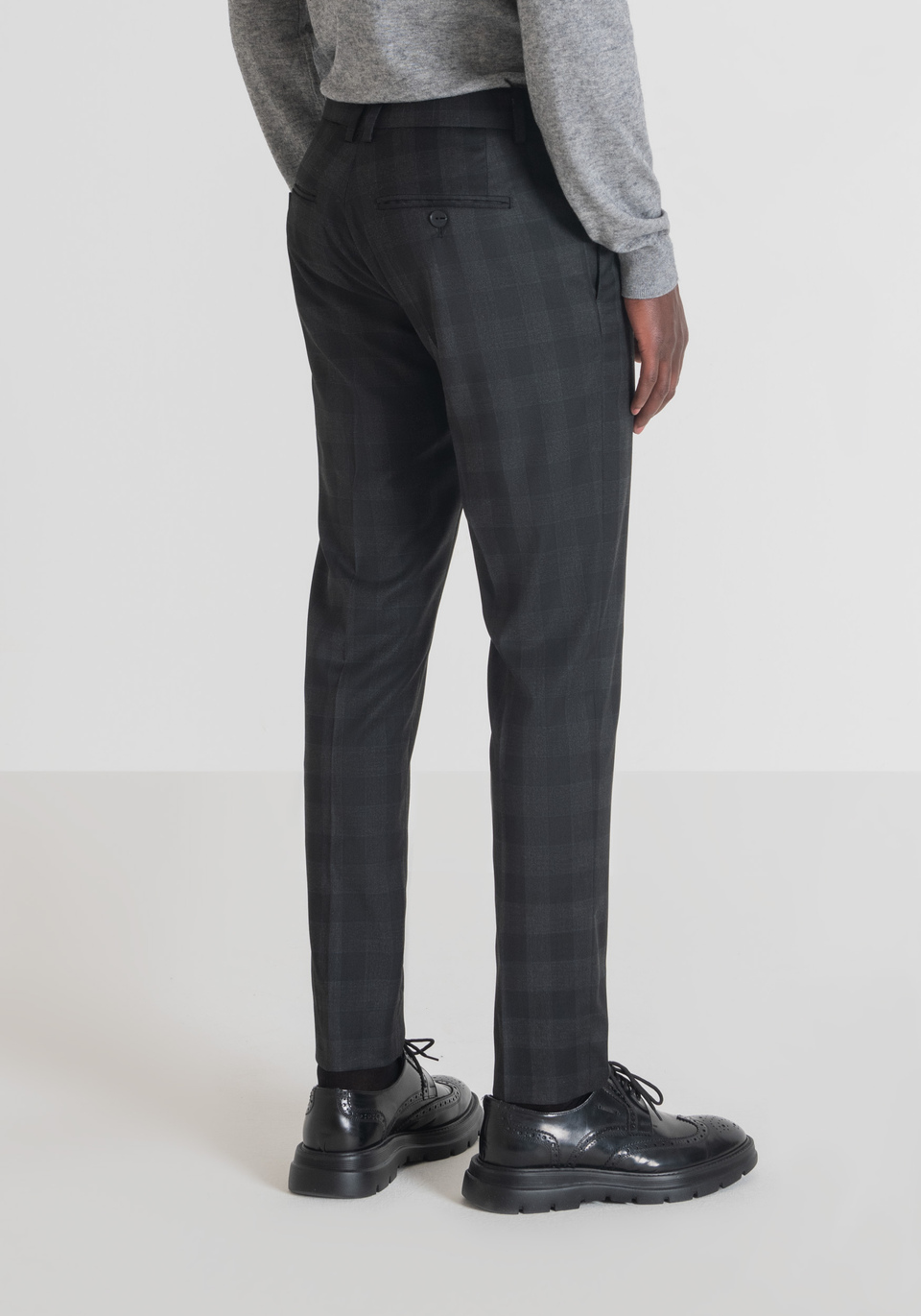 "BONNIE" SLIM-FIT TROUSERS WITH CHECK PATTERN - Antony Morato Online Shop