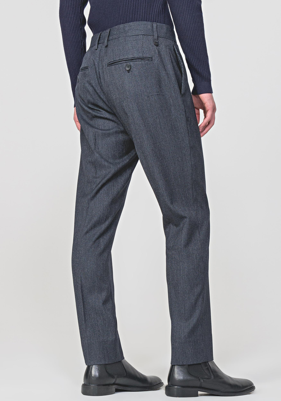 SLIM-FIT "BONNIE" TROUSERS IN A MICRO-PATTERNED WOOL BLEND - Antony Morato Online Shop