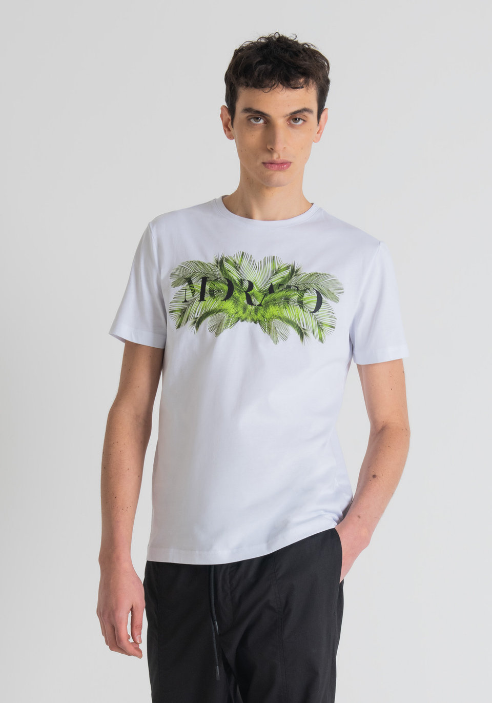 SLIM-FIT T-SHIRT WITH PALM TREE PRINT 