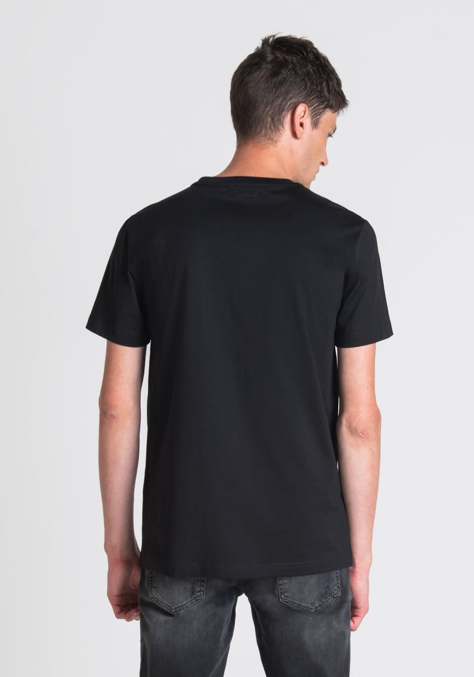 SLIM FIT T-SHIRT IN COTTON WITH SHINY STUDS - Antony Morato Online Shop