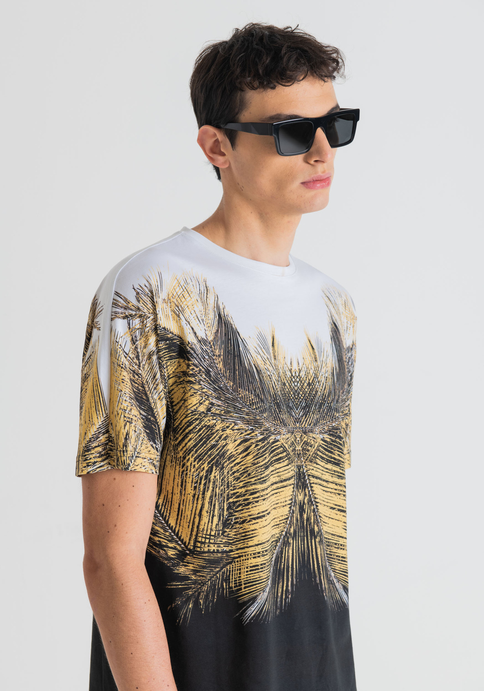 SLIM-FIT T-SHIRT IN PURE COTTON WITH A PATTERN PRINT - Antony Morato Online Shop