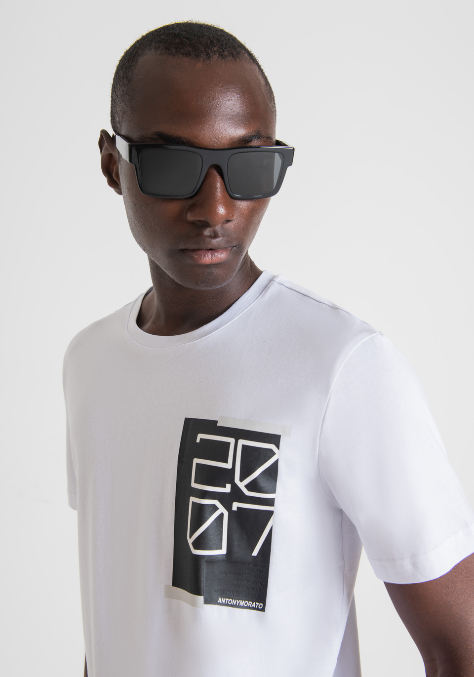 SLIM FIT T-SHIRT IN PURE COTTON WITH RUBBERISED PRINT - Antony Morato Online Shop