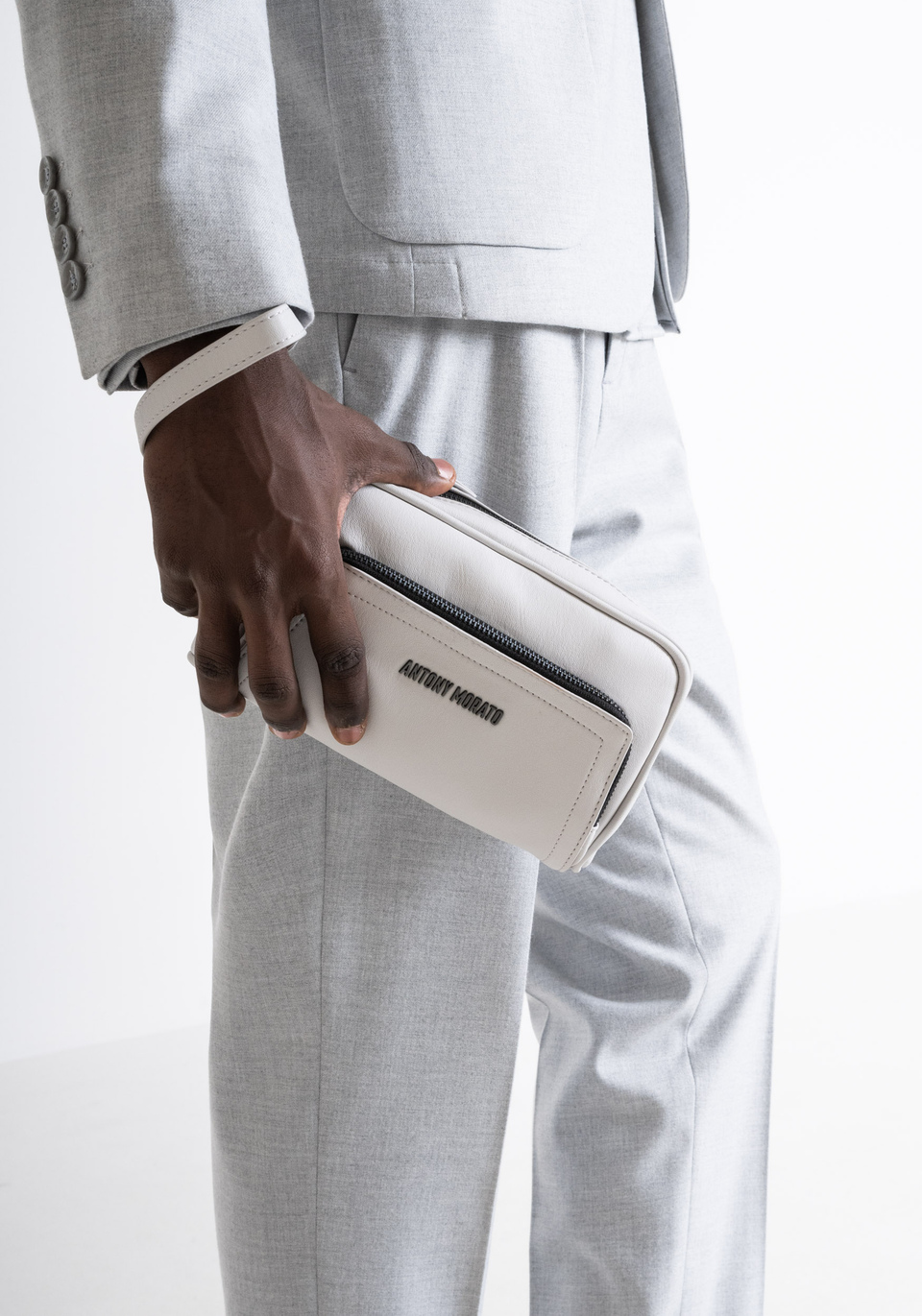 Pouch bag online on sale