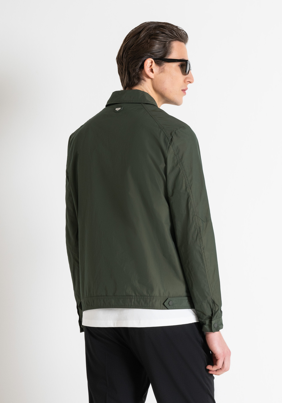 REGULAR FIT JACKET IN TECHNICAL TWILL WITH LOGO PLAQUE - Antony Morato Online Shop