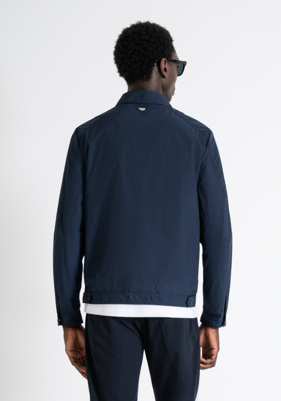 REGULAR FIT JACKET IN TECHNICAL TWILL WITH LOGO PLAQUE - Antony Morato Online Shop