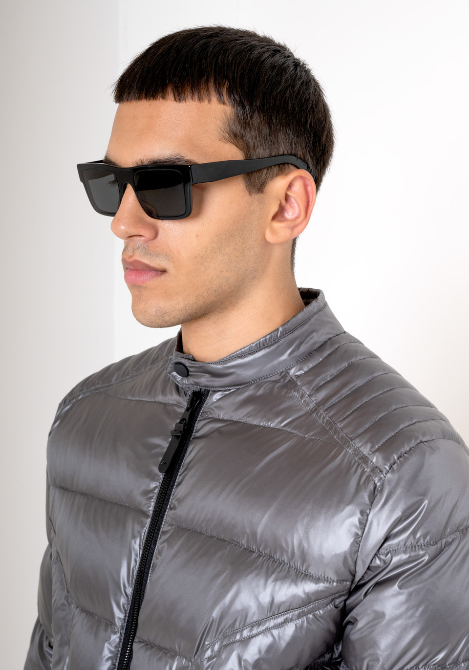 REGULAR FIT DOWN JACKET IN GLOSSY SHIOZE NYLON WITH SYNTHETIC PADDING - Antony Morato Online Shop