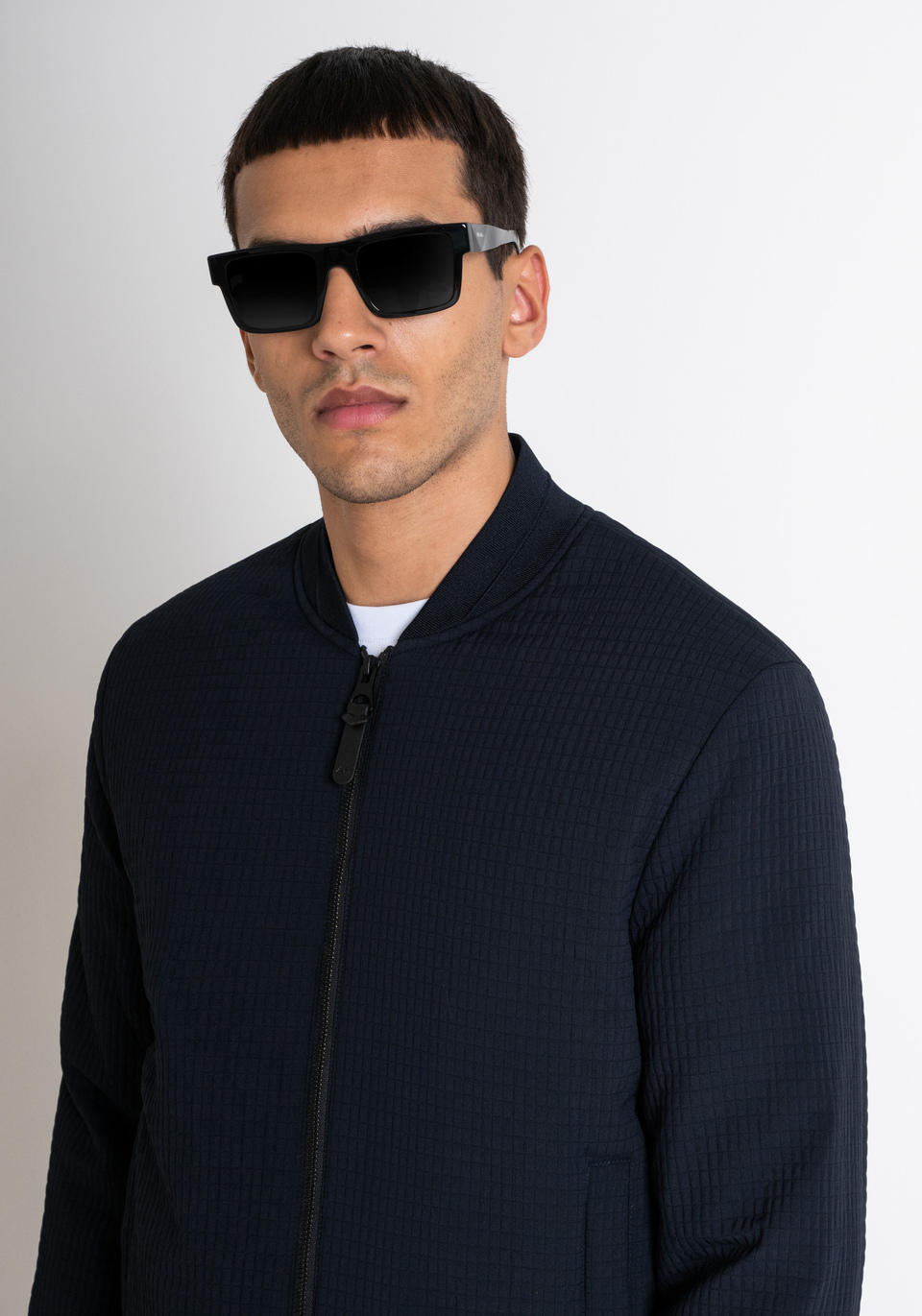 GIUBBOTTO BOMBER REGULAR FIT IN TESSUTO TECNICO BLU CON IMBOTTITURA - Antony Morato Online Shop
