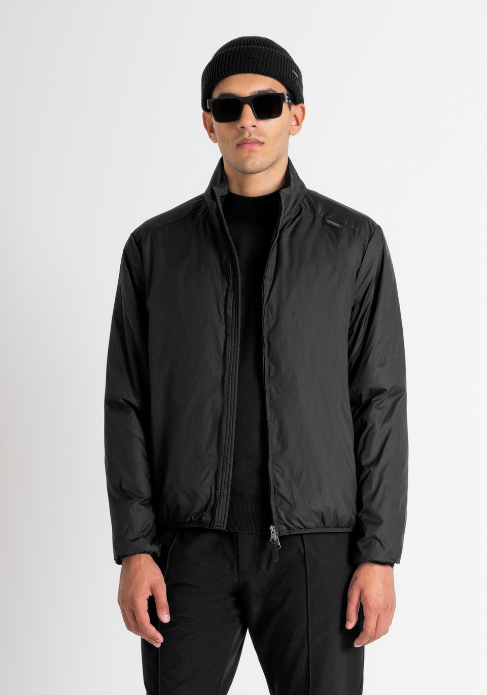 BLOUSON REGULAR FIT EN NYLON LÉGER AVEC REMBOURRAGE SYNTHÉTIQUE DUPONT SORONA - Antony Morato Online Shop