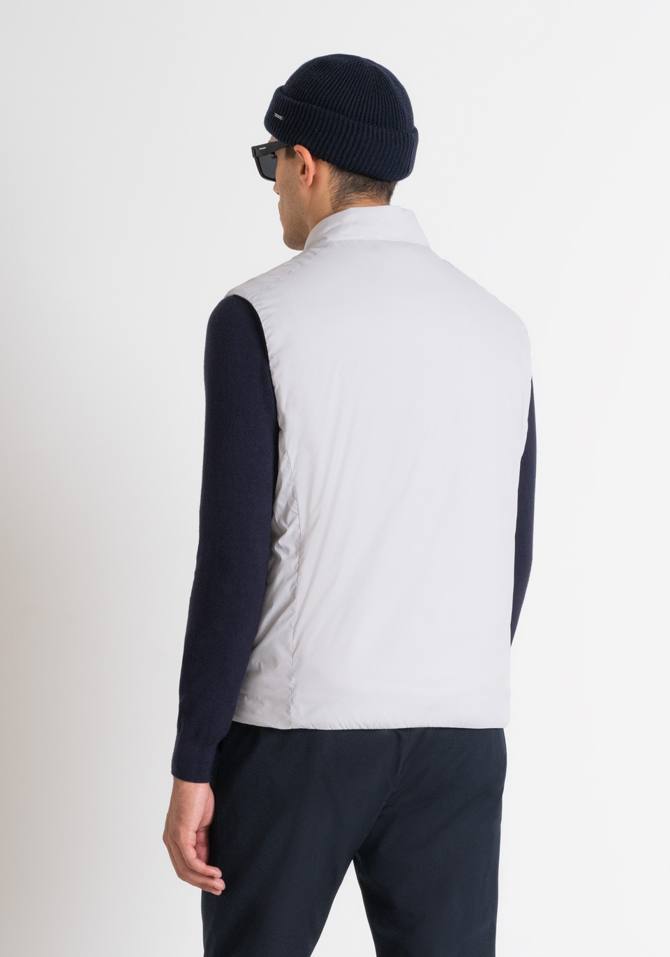 BLOUSON REGULAR FIT EN NYLON LÉGER AVEC REMBOURRAGE SYNTHÉTIQUE DUPONT SORONA - Antony Morato Online Shop