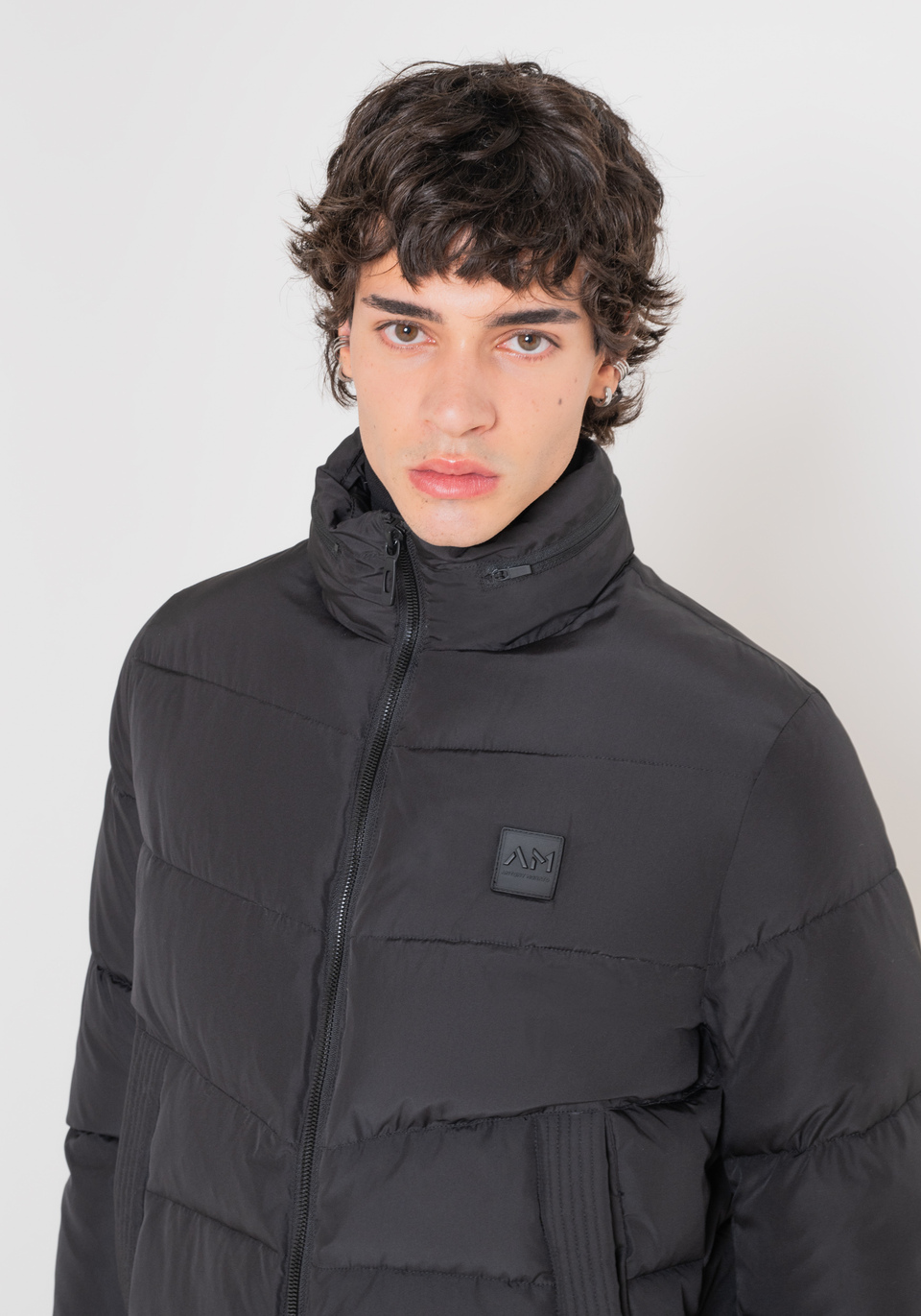 DOUDOUNE REGULAR FIT NOIRE AVEC REMBOURRAGE SYNTHÉTIQUE DUPONT SORONA - Antony Morato Online Shop