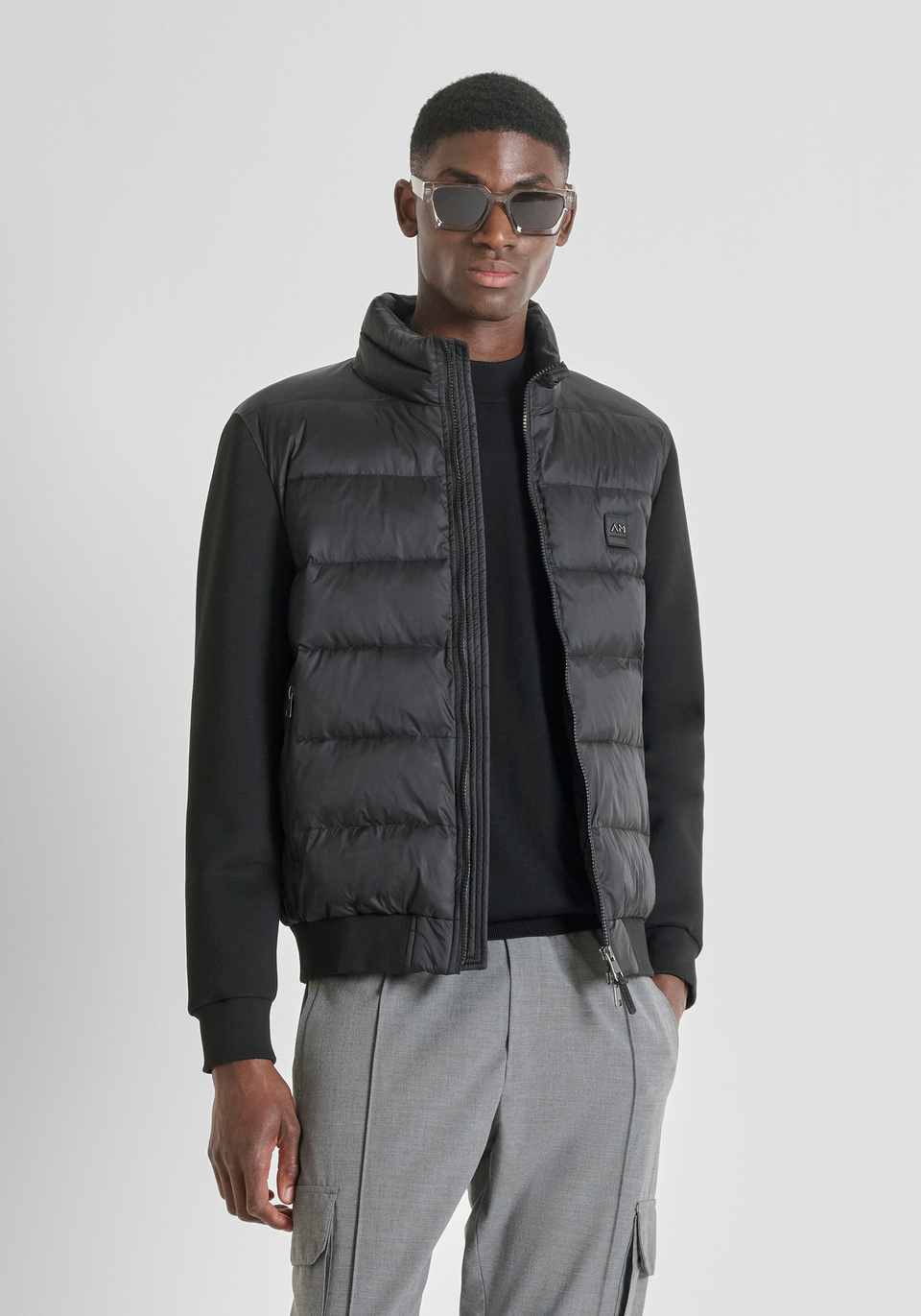 PIUMINO SLIM FIT IN TESSUTO LUCIDO CON ECO-IMBOTTITURA DUPONT SORONA - Antony Morato Online Shop