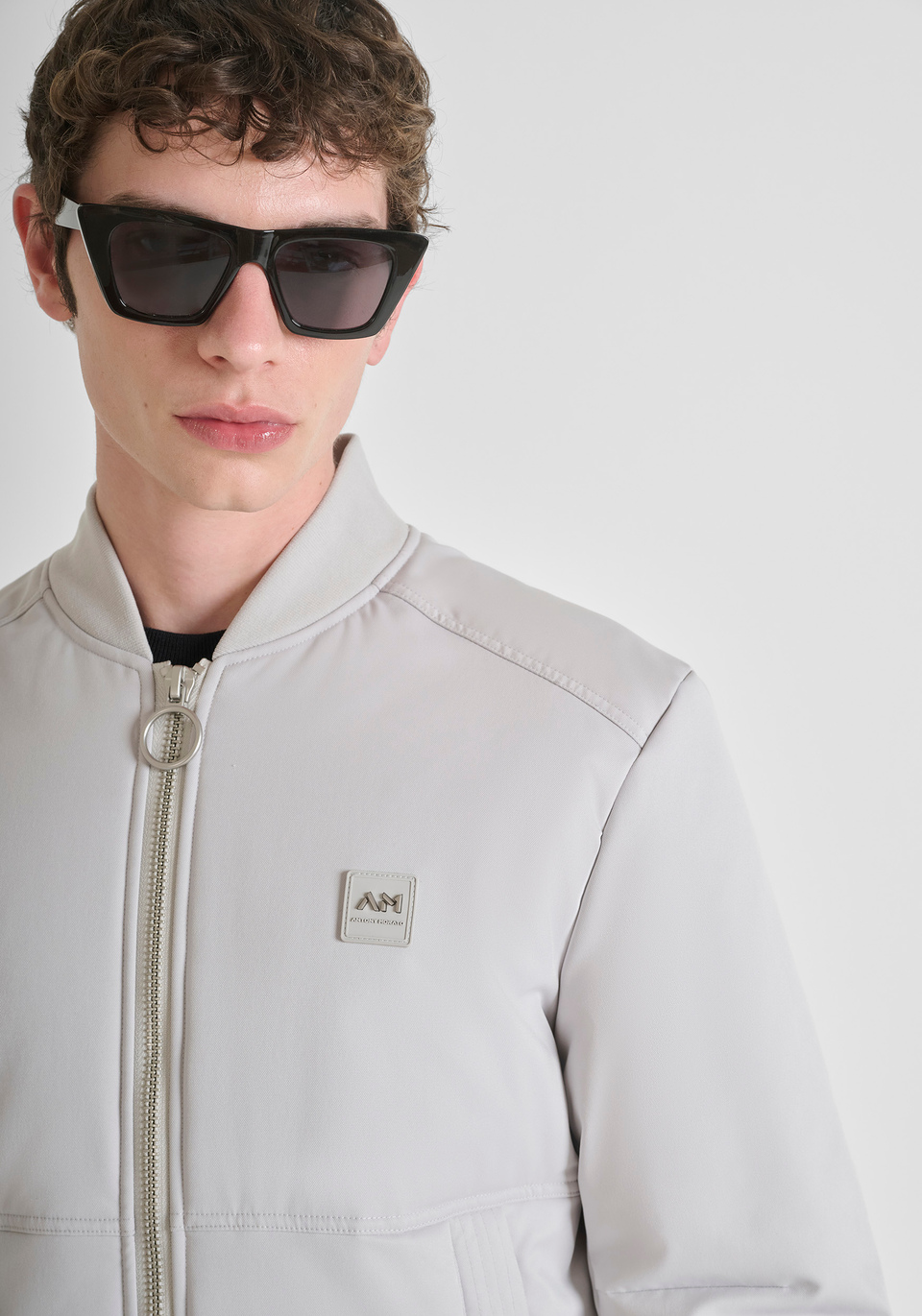 REGULAR FIT JACKET IN WATERPROOF TECHNICAL FABRIC WITH DUPONT SORONA ECO-PADDING - Antony Morato Online Shop