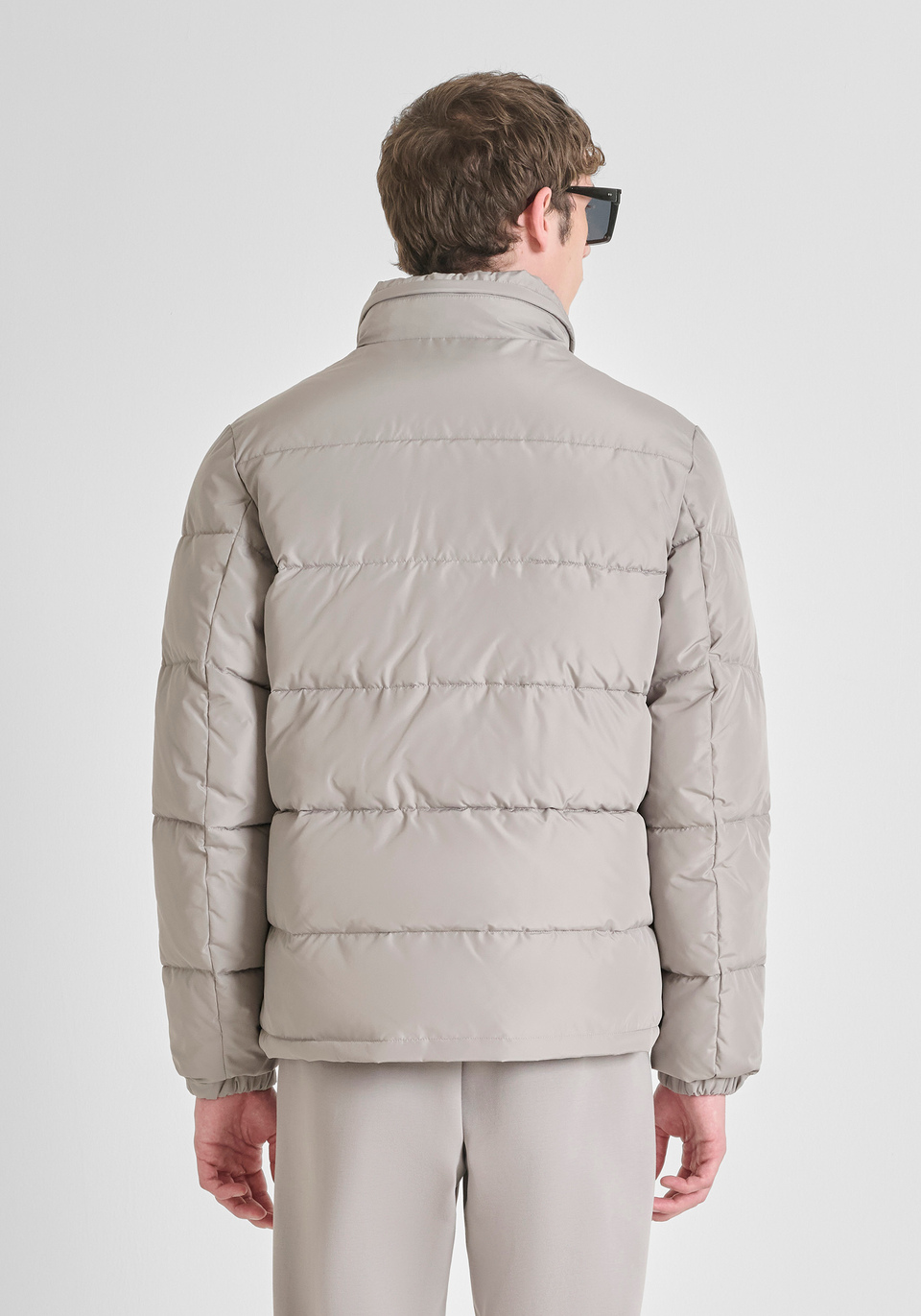 REGULAR FIT DOWN JACKET IN TECHNICAL FABRIC WITH DUPONT SORONA PADDING AND LOGO PATCH - Antony Morato Online Shop