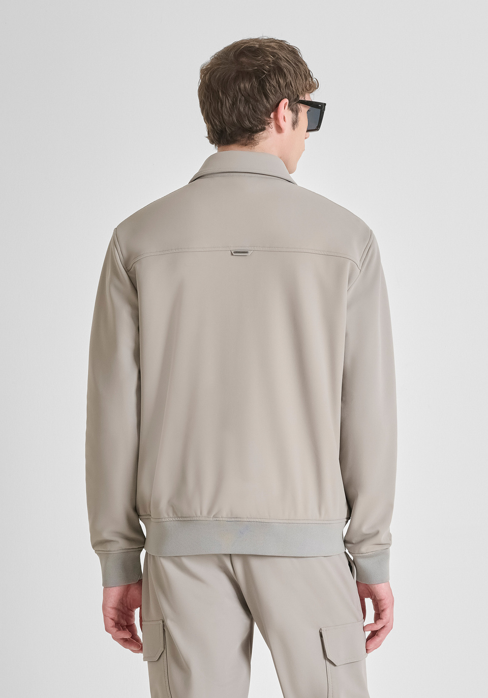REGULAR FIT JACKET IN LIGHTWEIGHT FABRIC WITH DUPONT SORONA ECO-PADDING - Antony Morato Online Shop