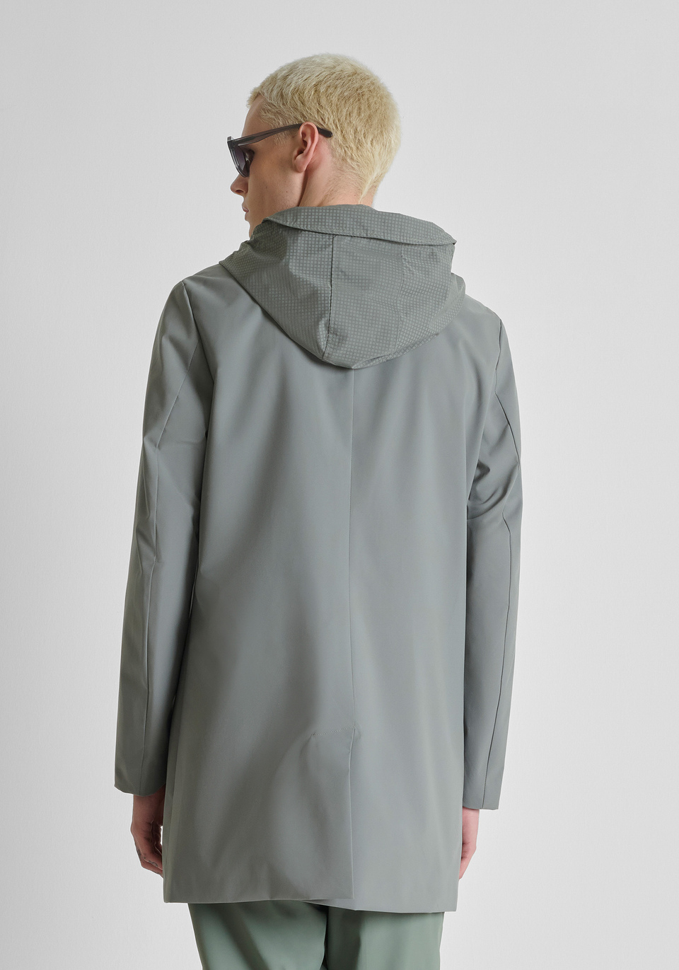 REGULAR-FIT WATERPROOF JACKET IN TECHNICAL FABRIC | Antony Morato