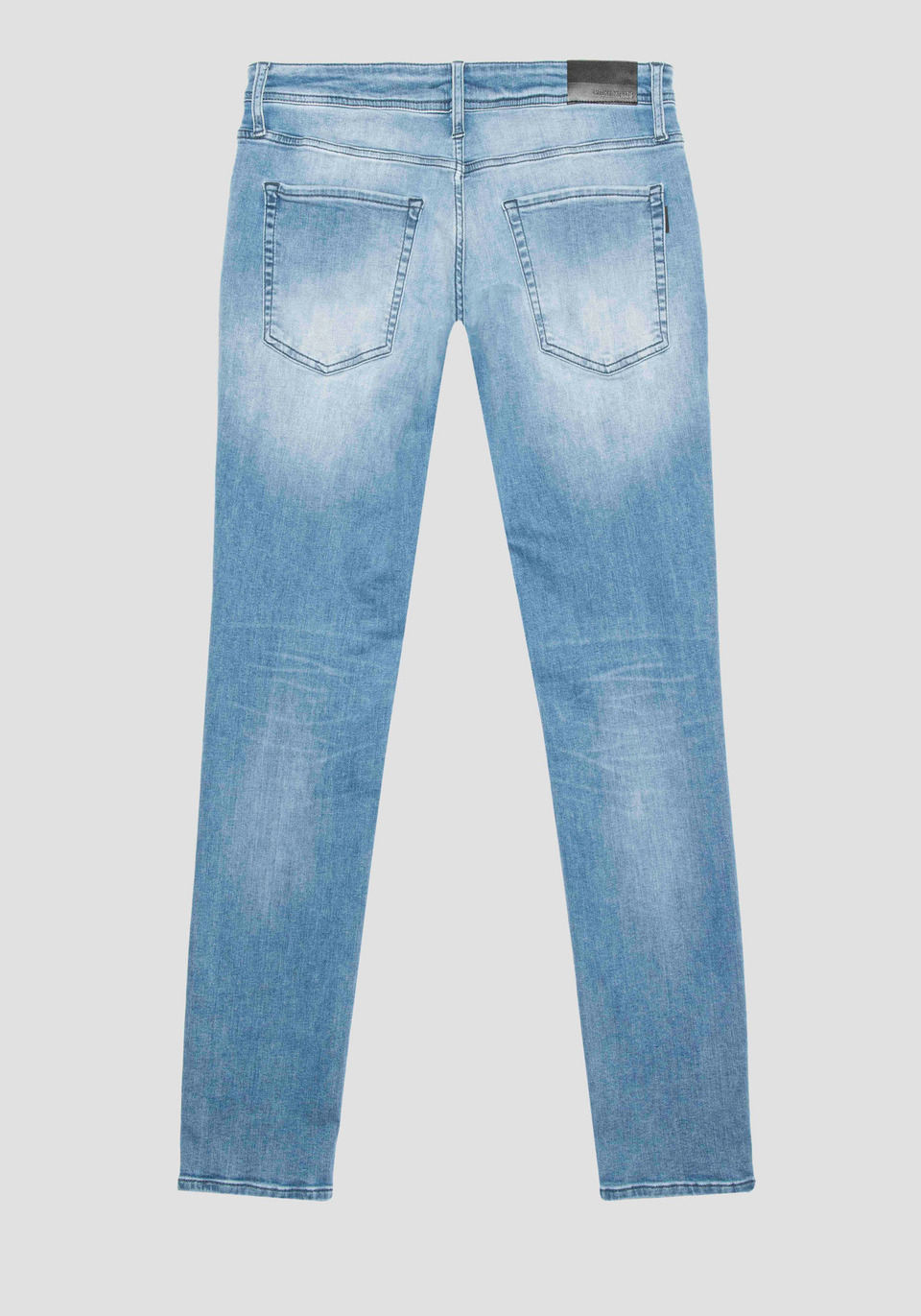 JEANS TAPERED FIT “OZZY” IN DENIM POWER STRETCH CON EFFETTO USED - Antony Morato Online Shop