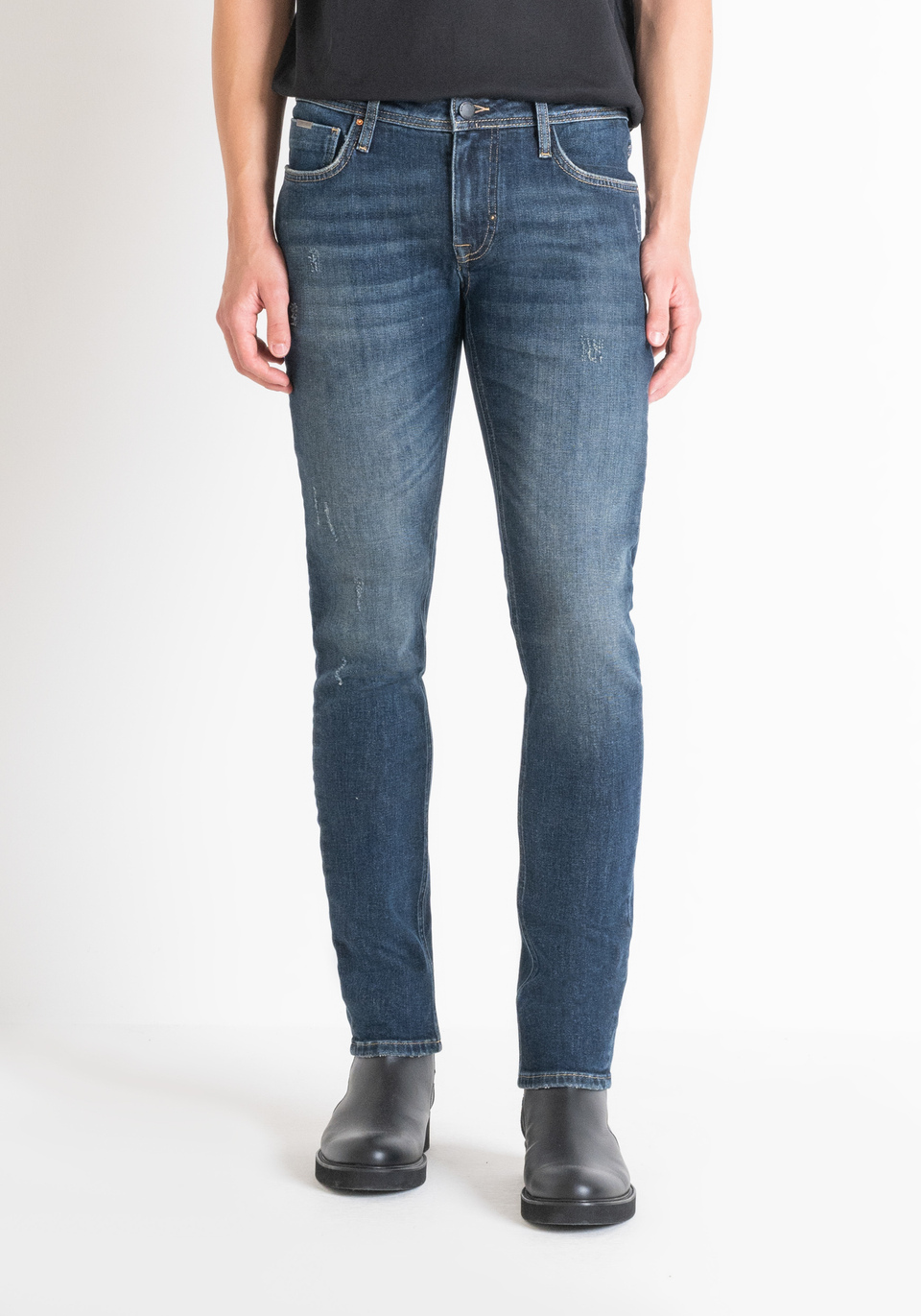 TAPERED FIT "OZZY" JEANS IN DARK VINTAGE-EFFECT FABRIC - Antony Morato Online Shop