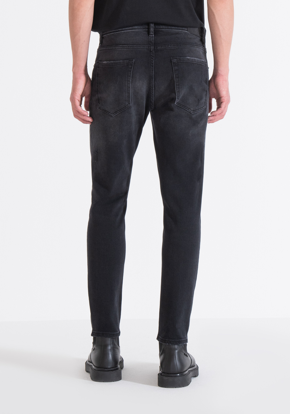 SLIM FIT ARGON ANKLE LENGTH JEANS IN BLACK DENIM WITH RIPS Antony Morato