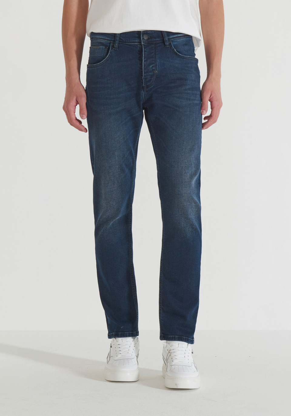 CLEVE SLIM STRAIGHT FIT JEANS IN DARK BLUE DENIM Antony Morato