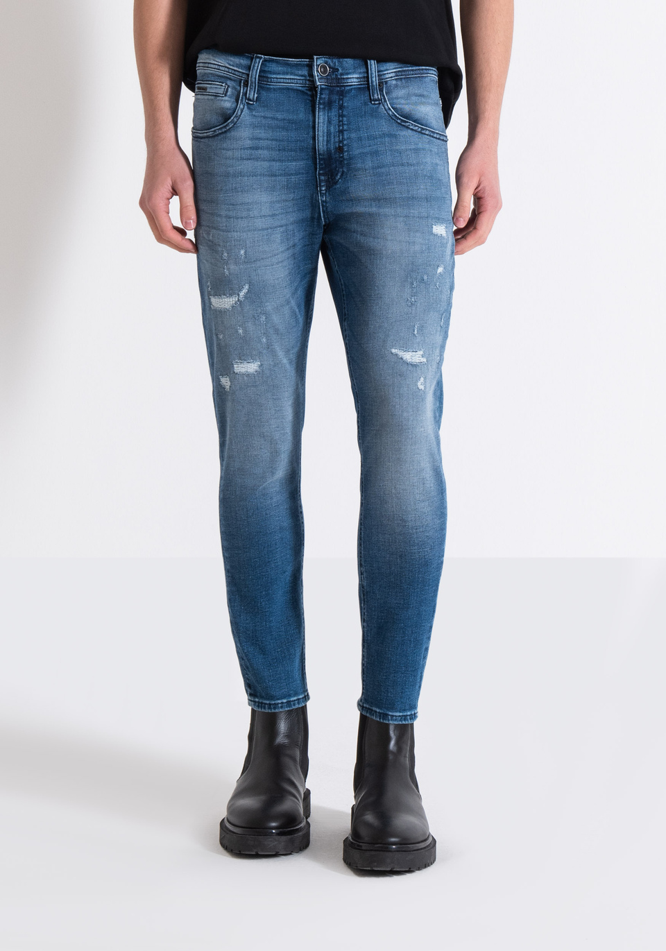 "KARL" CROPPED FIT SKINNY JEANS IN BLUE STRETCH DENIM WITH LIGHT WASH - Antony Morato Online Shop