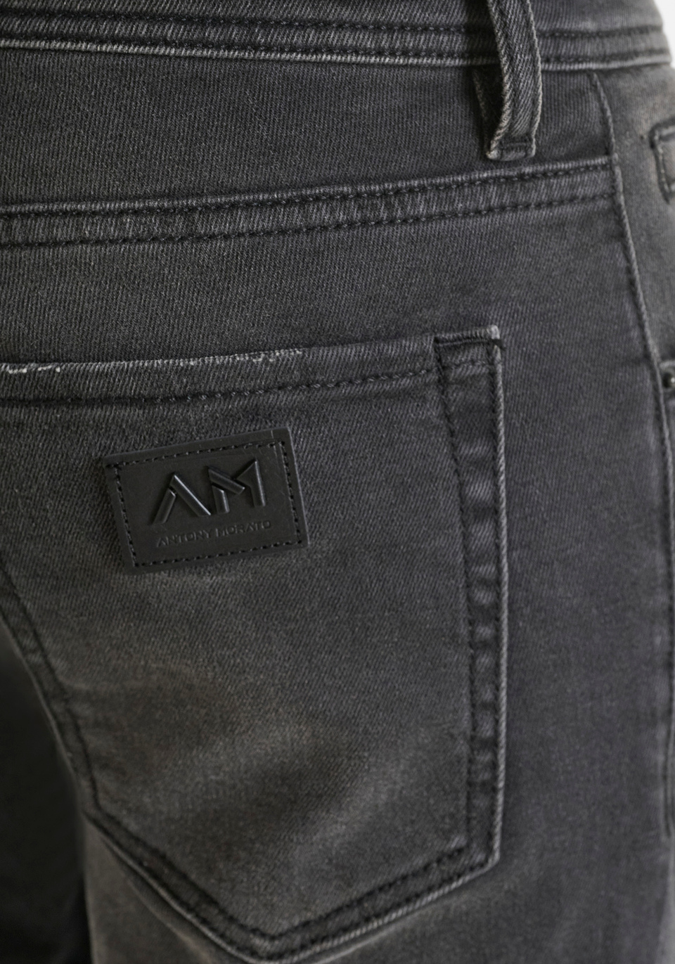 CROPPED FIT "KARL" SKINNY JEANS IN BLACK DENIM WITH FADED WASH - Antony Morato Online Shop
