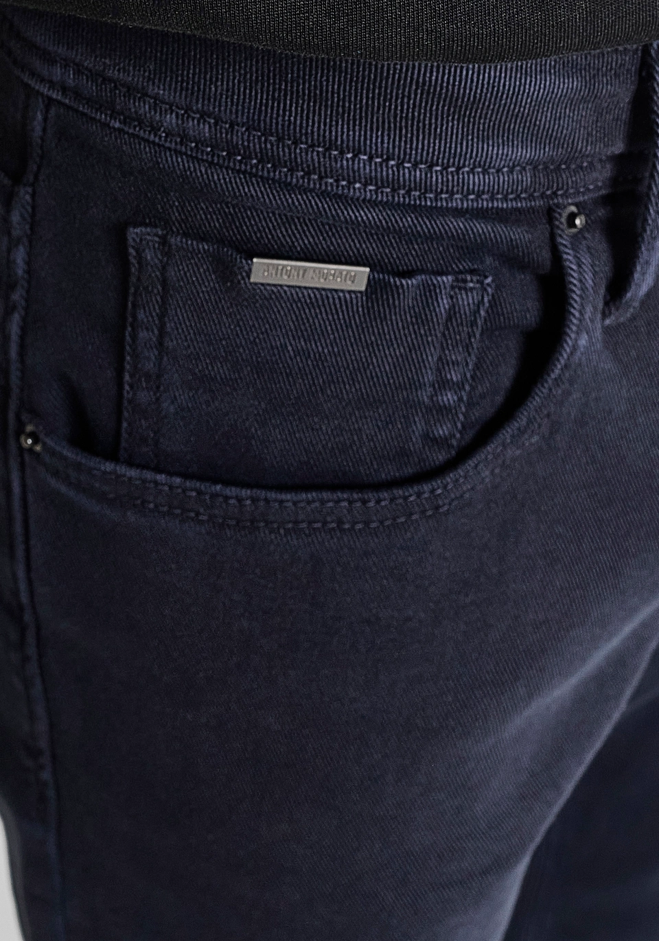 JEANS COMFORT TAPERED FIT "KURT" IN DENIM COLORATO - Antony Morato Online Shop