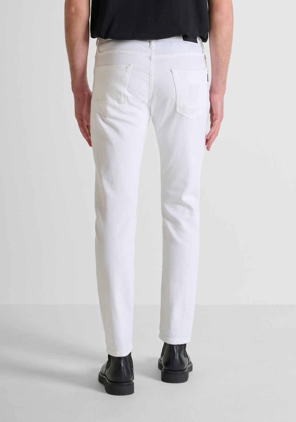 "KURT" COMFORT TAPERED FIT DENIM JEANS - Antony Morato Online Shop