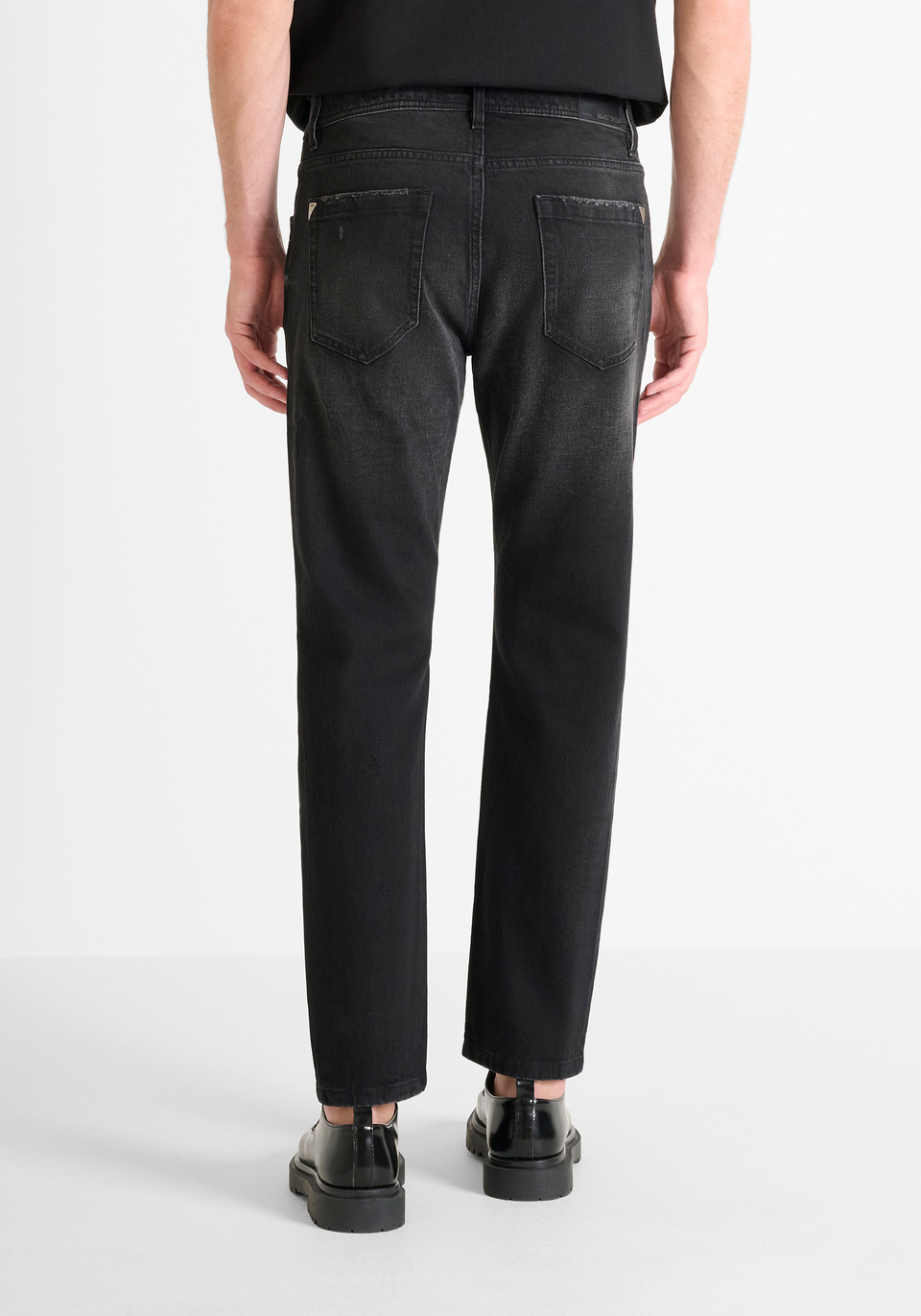 SLIM CROPPED FIT "JIMI" JEANS IN BLACK DENIM RIPPED - Antony Morato Online Shop