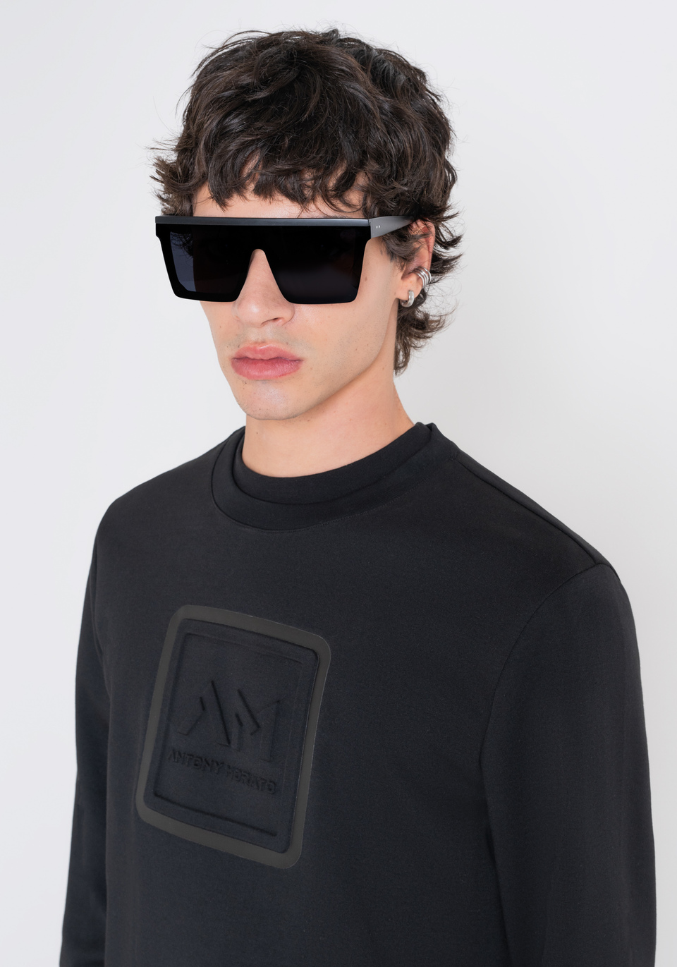 SLIM FIT SWEATSHIRT IN BLACK COTTON BLEND WITH EMBROIDERED LOGO - Antony Morato Online Shop