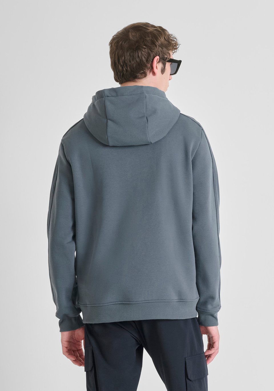RELAXED FIT HOODIE IN COTTON BLEND SUSTAINABLE WITH LOGO - Antony Morato Online Shop