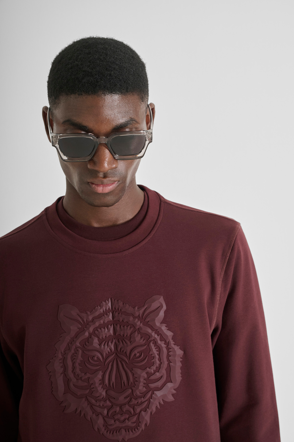 REGULAR FIT CREWNECK SWEATSHIRT IN SUSTAINABLE COTTON BLEND WITH TIGER PRINT - Antony Morato Online Shop