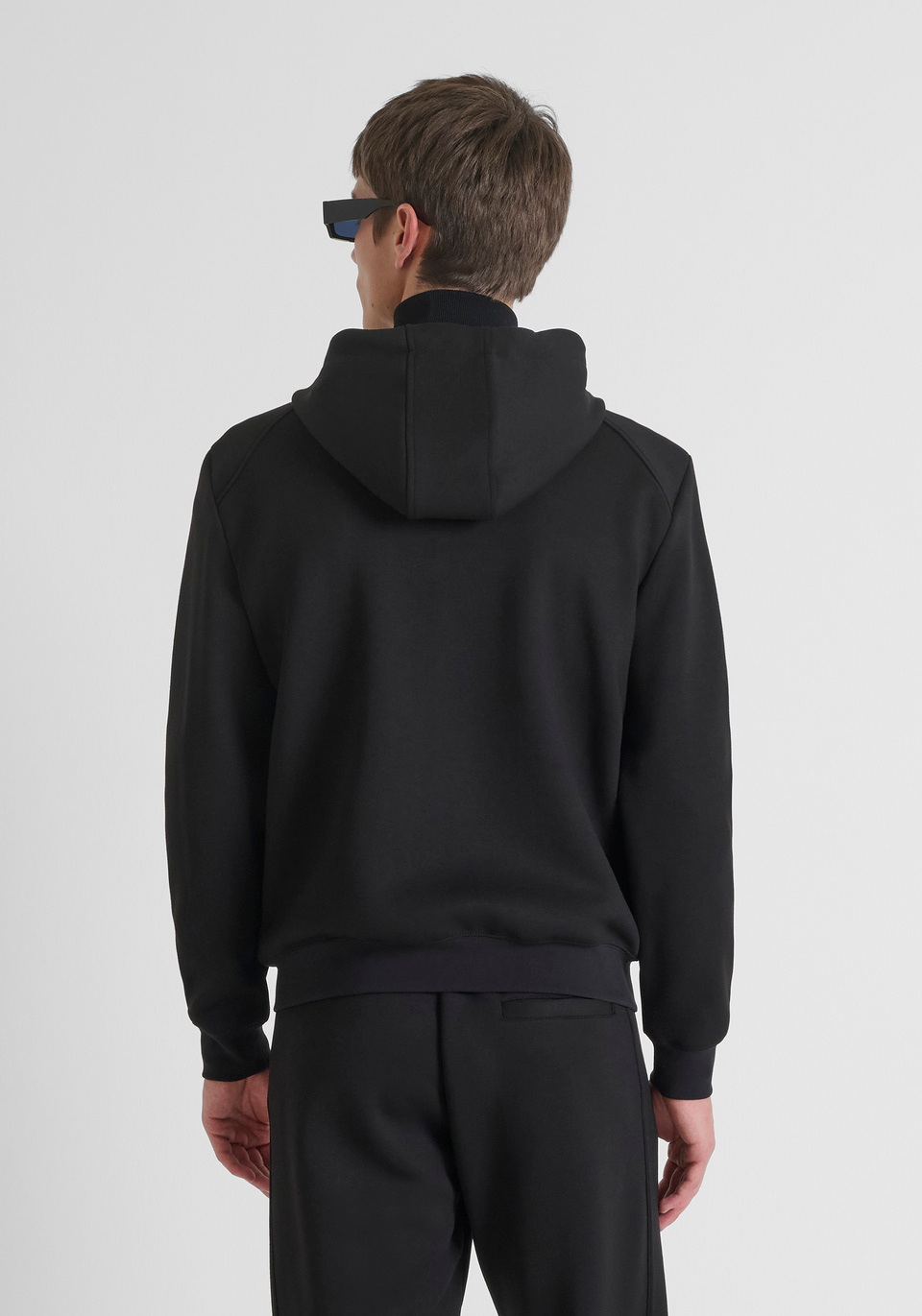 REGULAR FIT ZIP-UP SWEATSHIRT IN STRETCH FABRIC WITH RUBBERISED BADGE LOGO - Antony Morato Online Shop