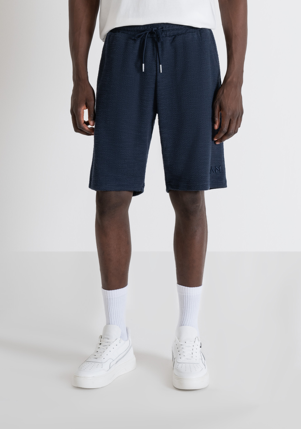 REGULAR FIT SHORTS IN COTTON BLEND FABRIC WITH EMBROIDERED MONOGRAM Antony Morato