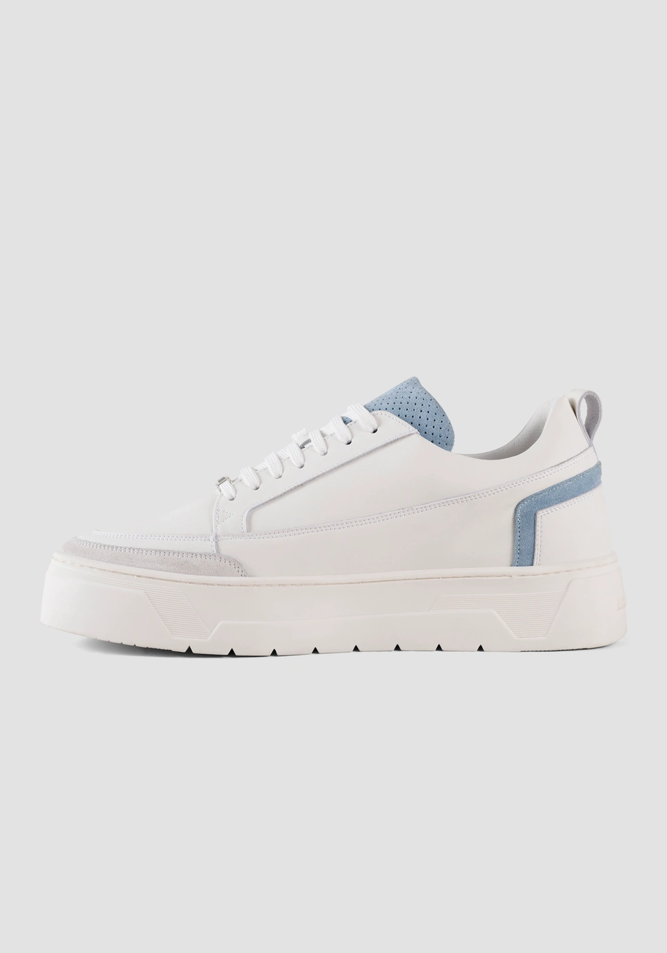 "FLINT" LOW-TOP TRAINERS IN LEATHER WITH CONTRASTING SUEDE DETAILS AND LOGO PLAQUE - Antony Morato Online Shop