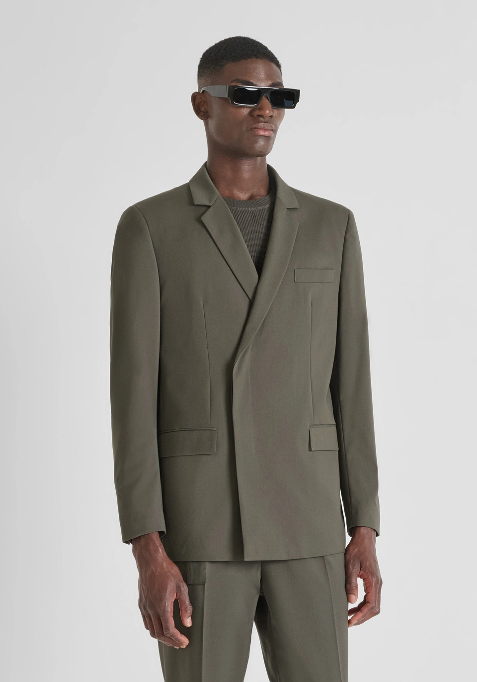 ZWEIREIHIGE JACKE REGULAR FIT "ALAN" AUS ELASTISCHER VISKOSE - Antony Morato Online Shop