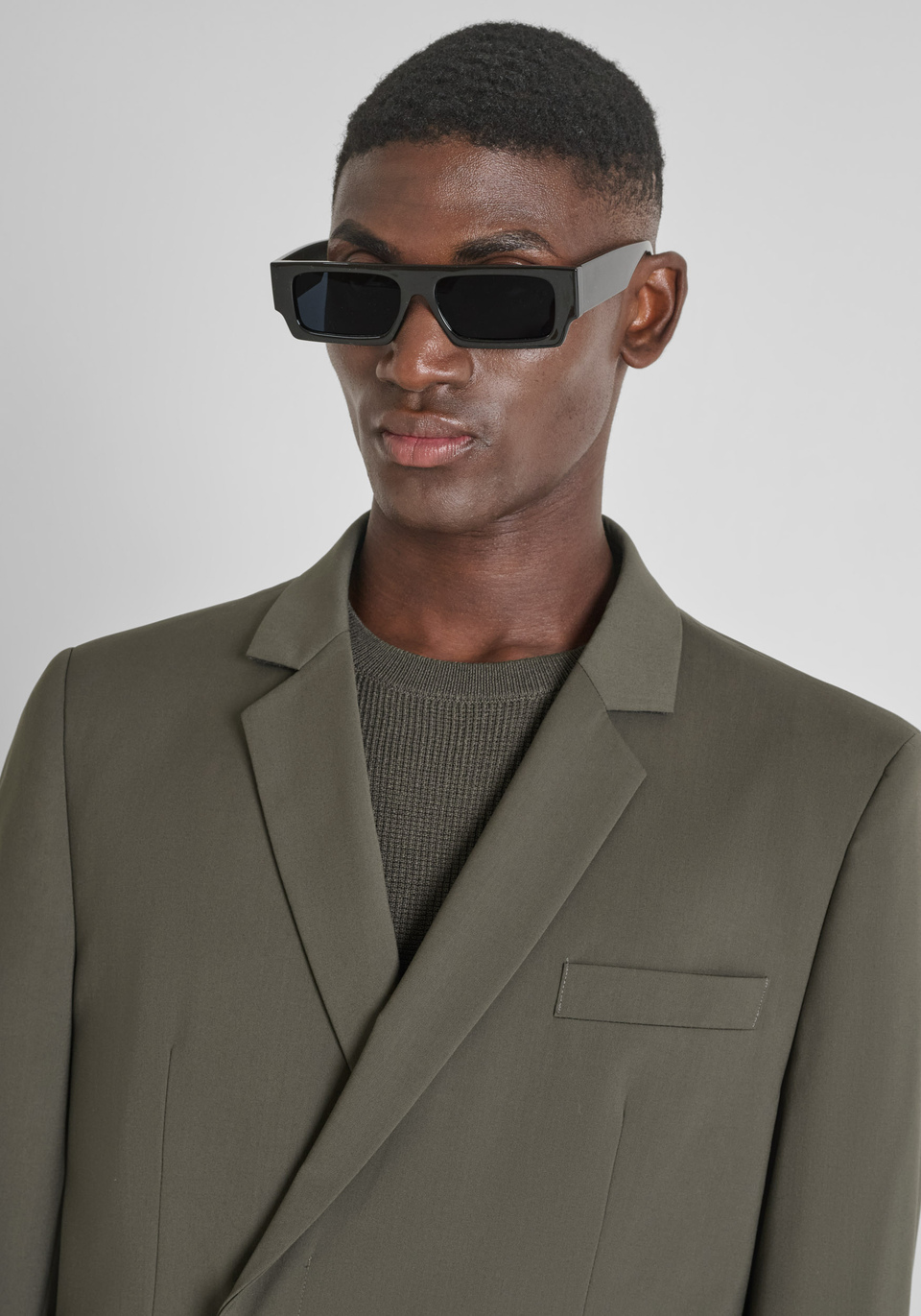 ZWEIREIHIGE JACKE REGULAR FIT "ALAN" AUS ELASTISCHER VISKOSE - Antony Morato Online Shop