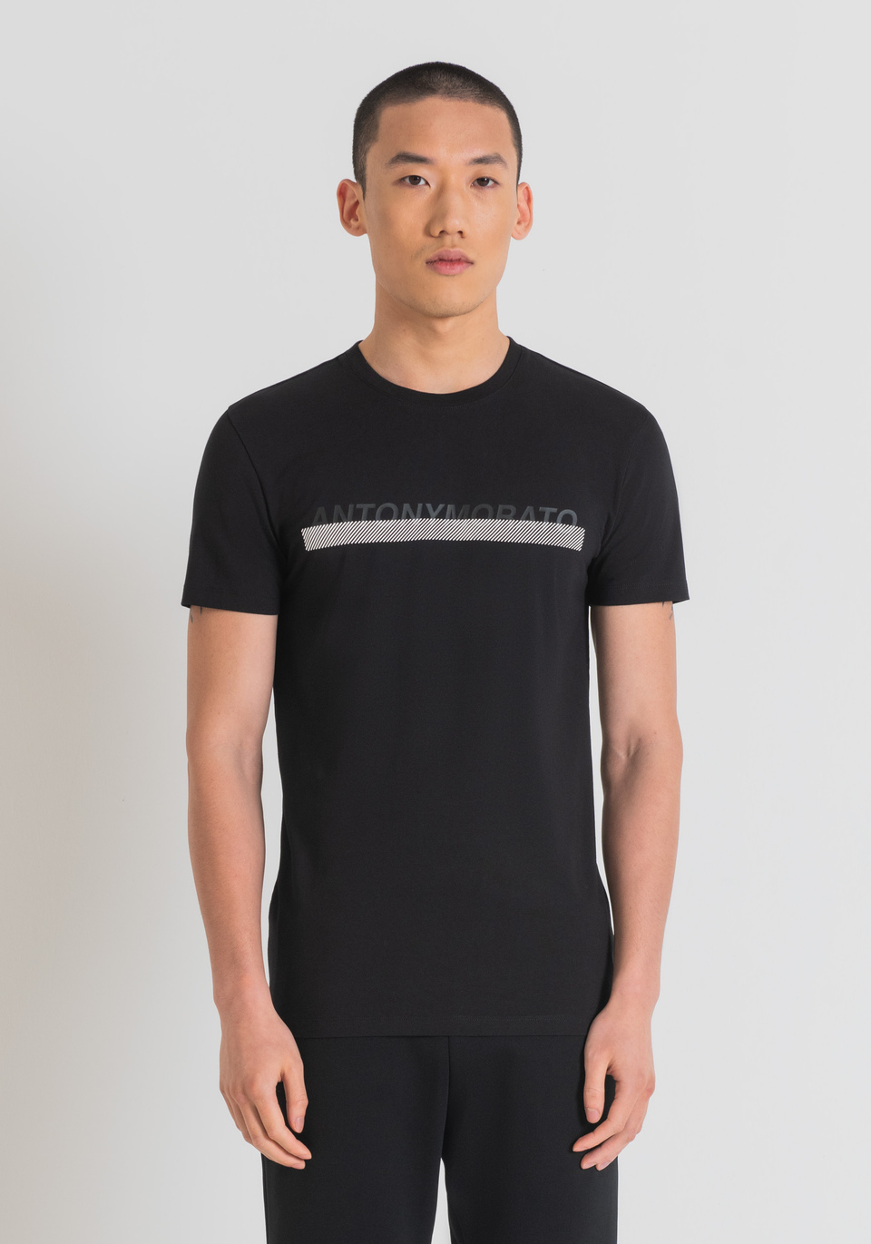 Super slim sale t shirt