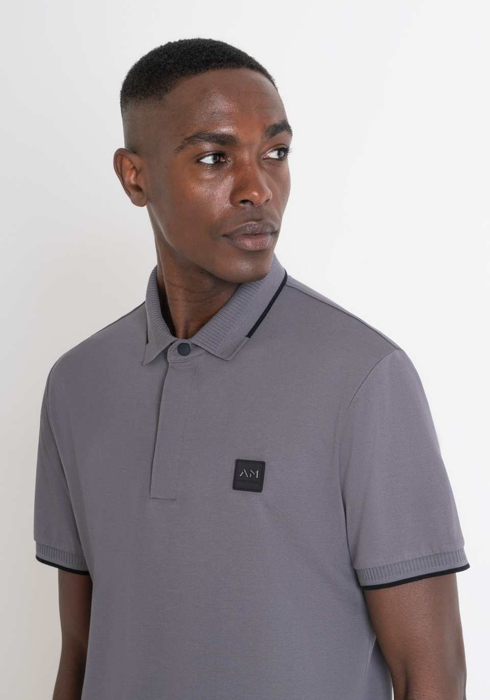 POLOSHIRT REGULAR FIT AUS BAUMWOLLPIKEE MIT LOGO - Antony Morato Online Shop