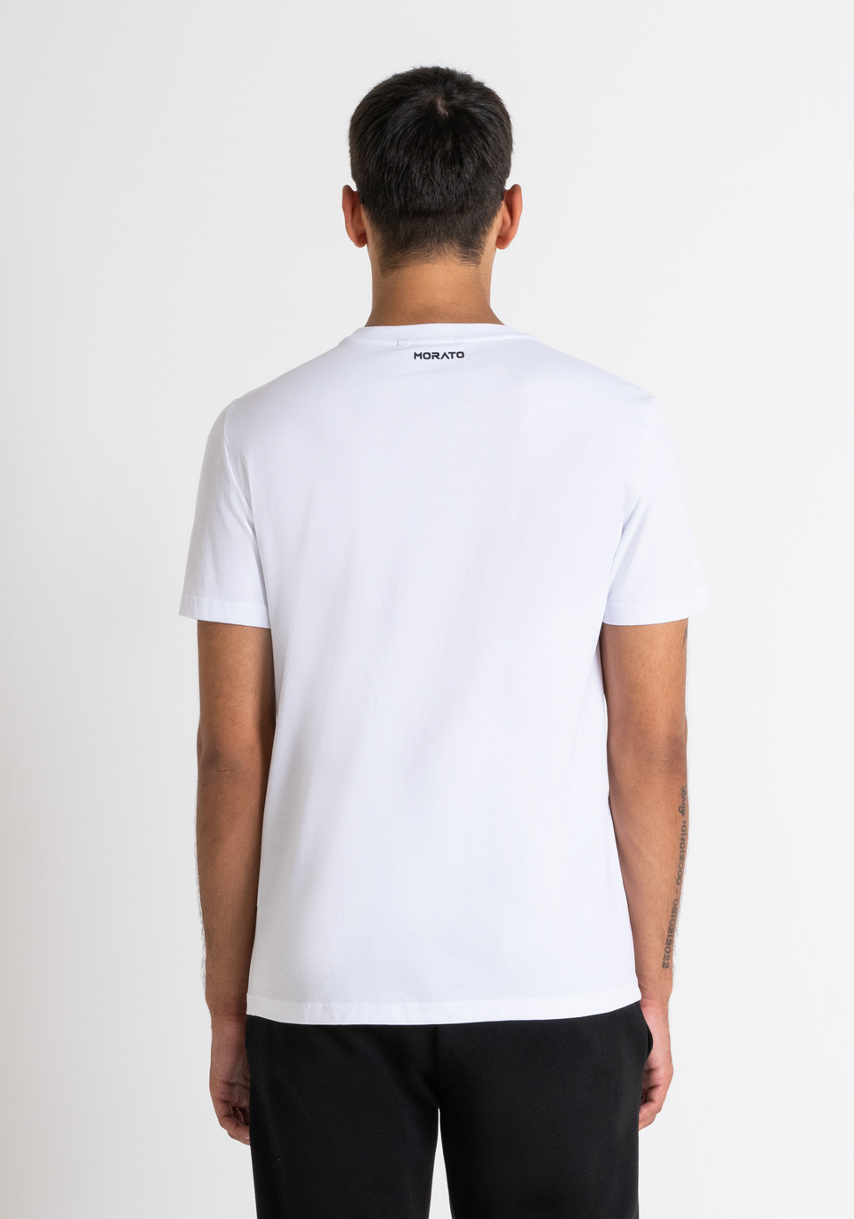 White t shirt online shopping outlet