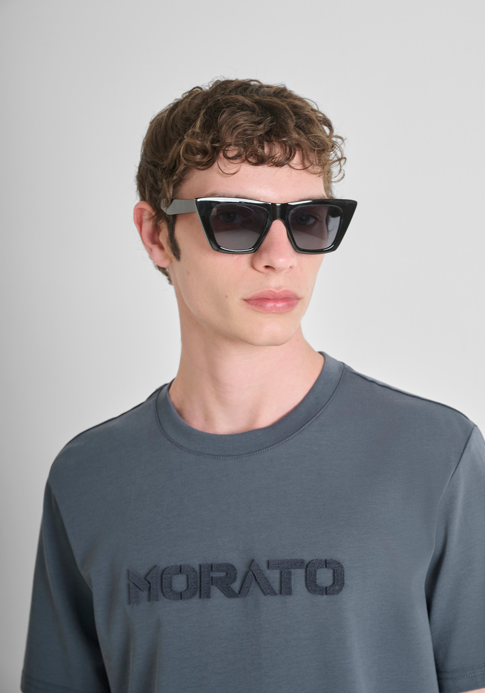 REGULAR FIT COTTON JERSEY T-SHIRT WITH SPONGE LOGO - Antony Morato Online Shop