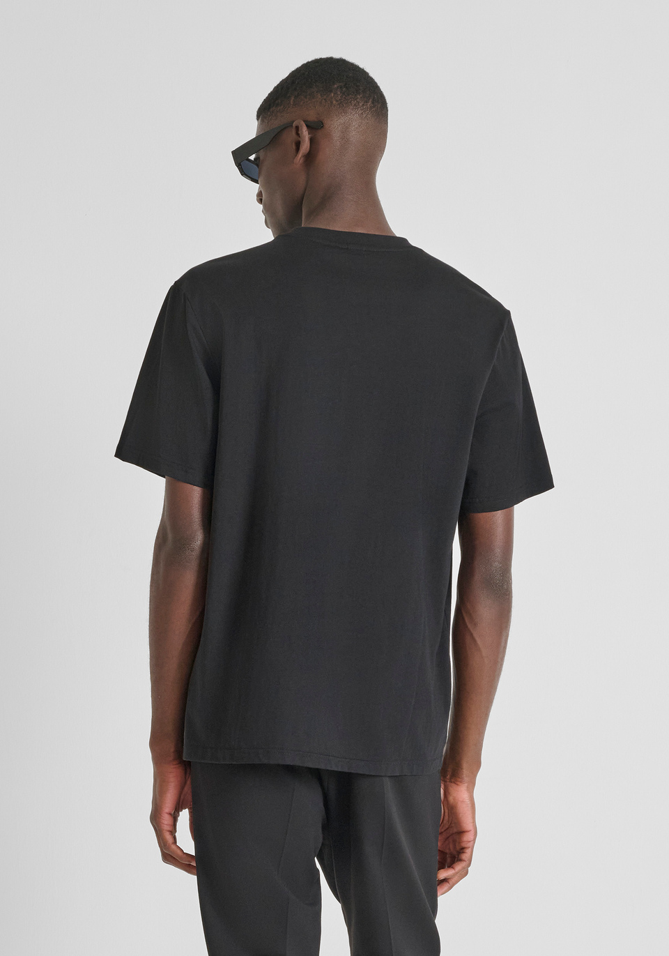 T-SHIRT RELAXED FIT IN JERSEY DI COTONE CON LOGO STAMPATO EFFETTO SPONGE - Antony Morato Online Shop