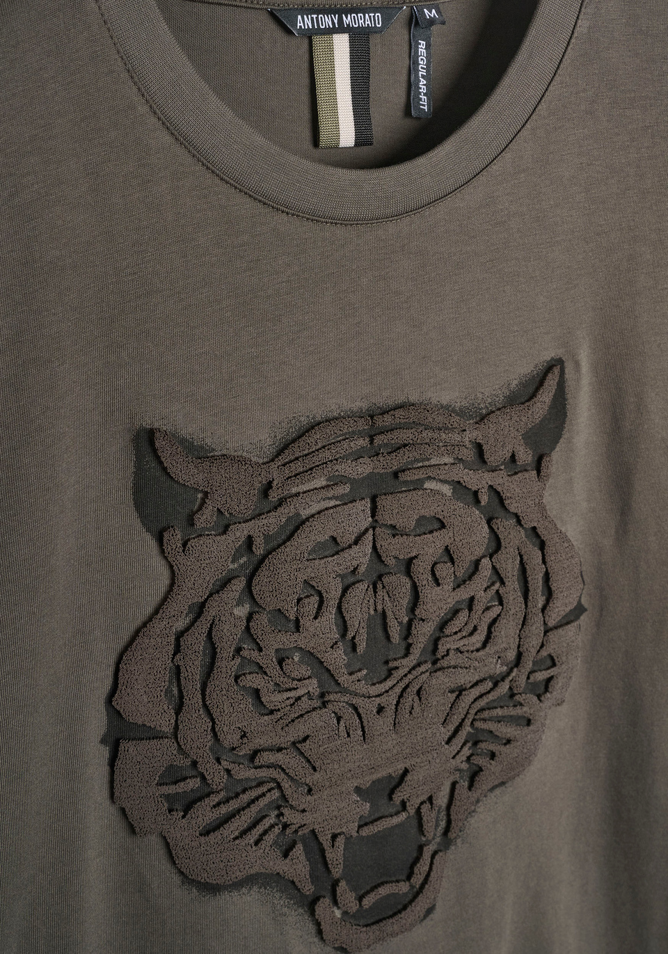 CAMISETA REGULAR FIT EN JERSEY DE ALGODÓN CON ESTAMPADO DE TIGRE - Antony Morato Online Shop