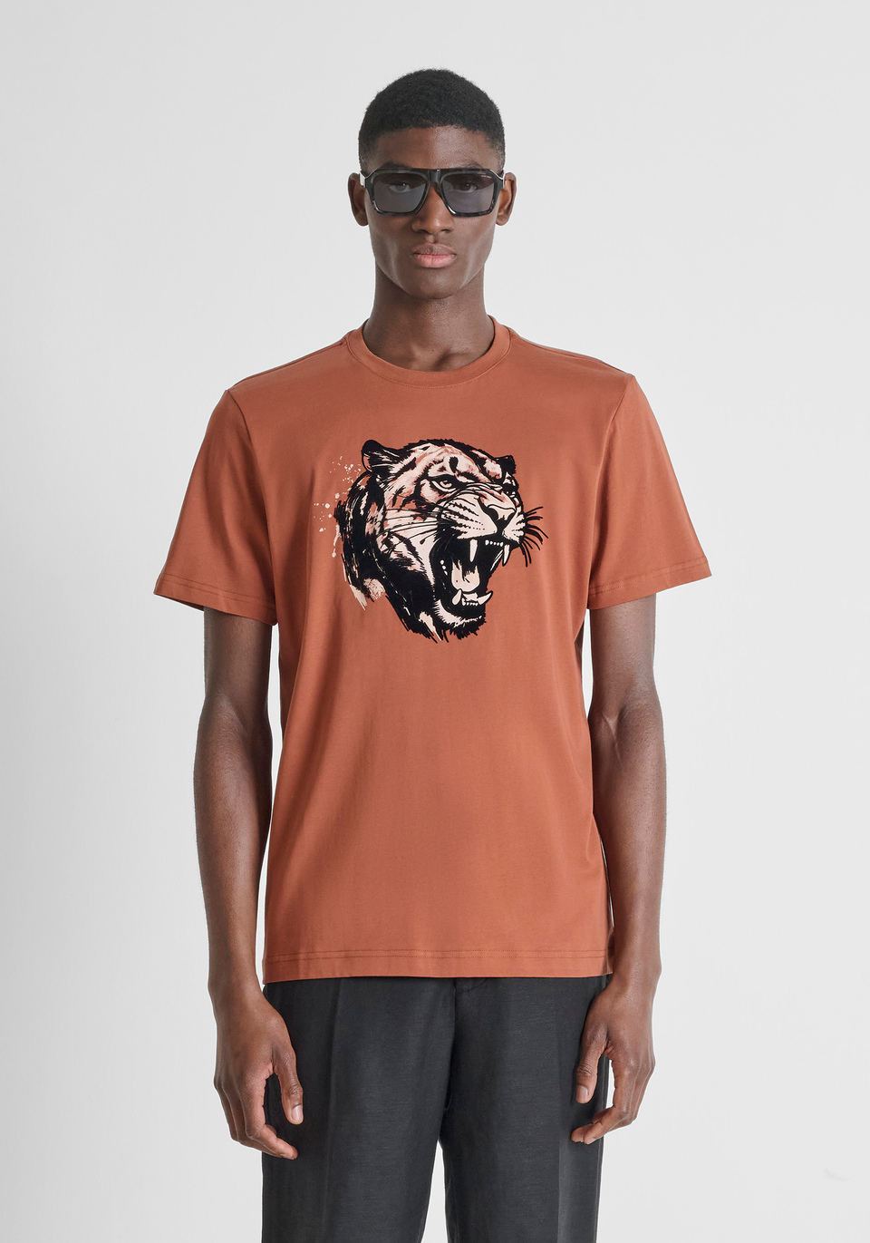 REGULAR-FIT T-SHIRT IN COTTON JERSEY WITH PRINT | Antony Morato