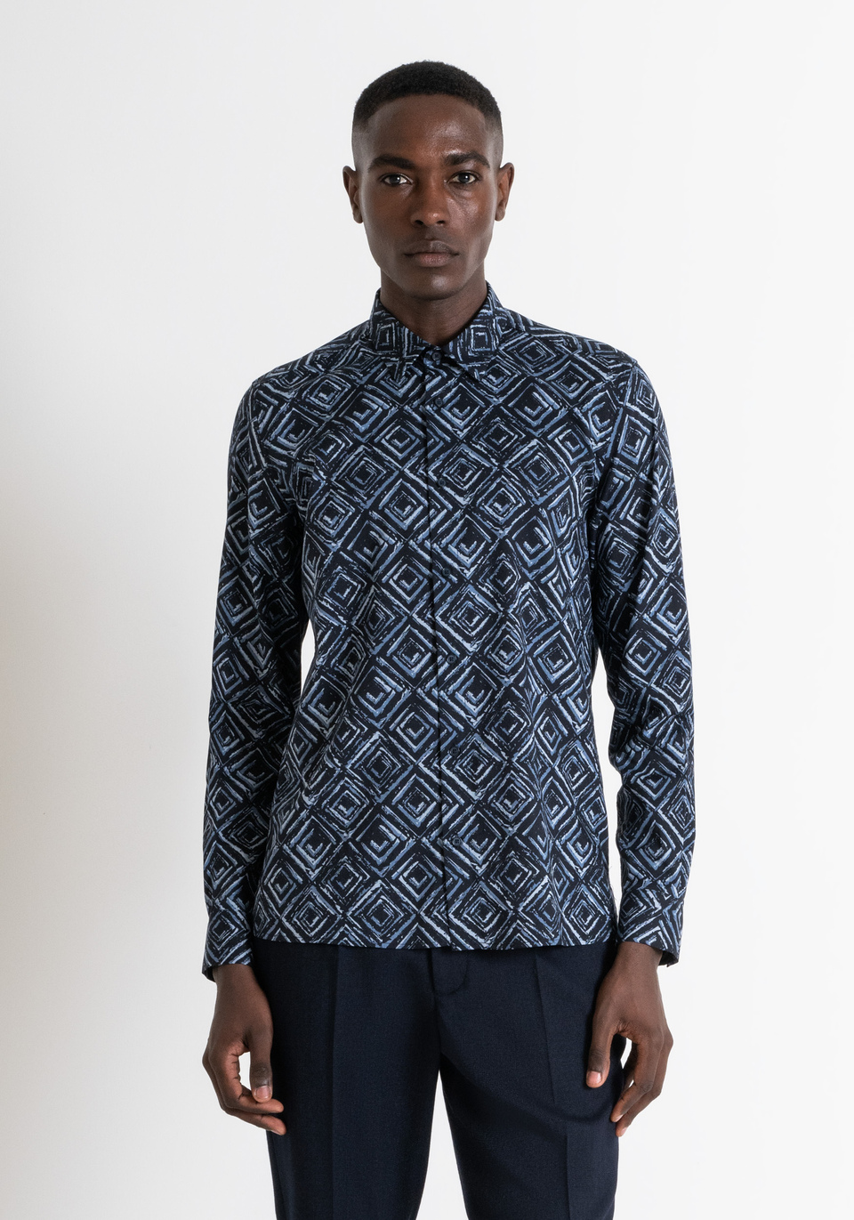 CAMICIA REGULAR FIT BARCELLONA IN MISTO COTONE BLU CON STAMPA ALL OVER Antony Morato