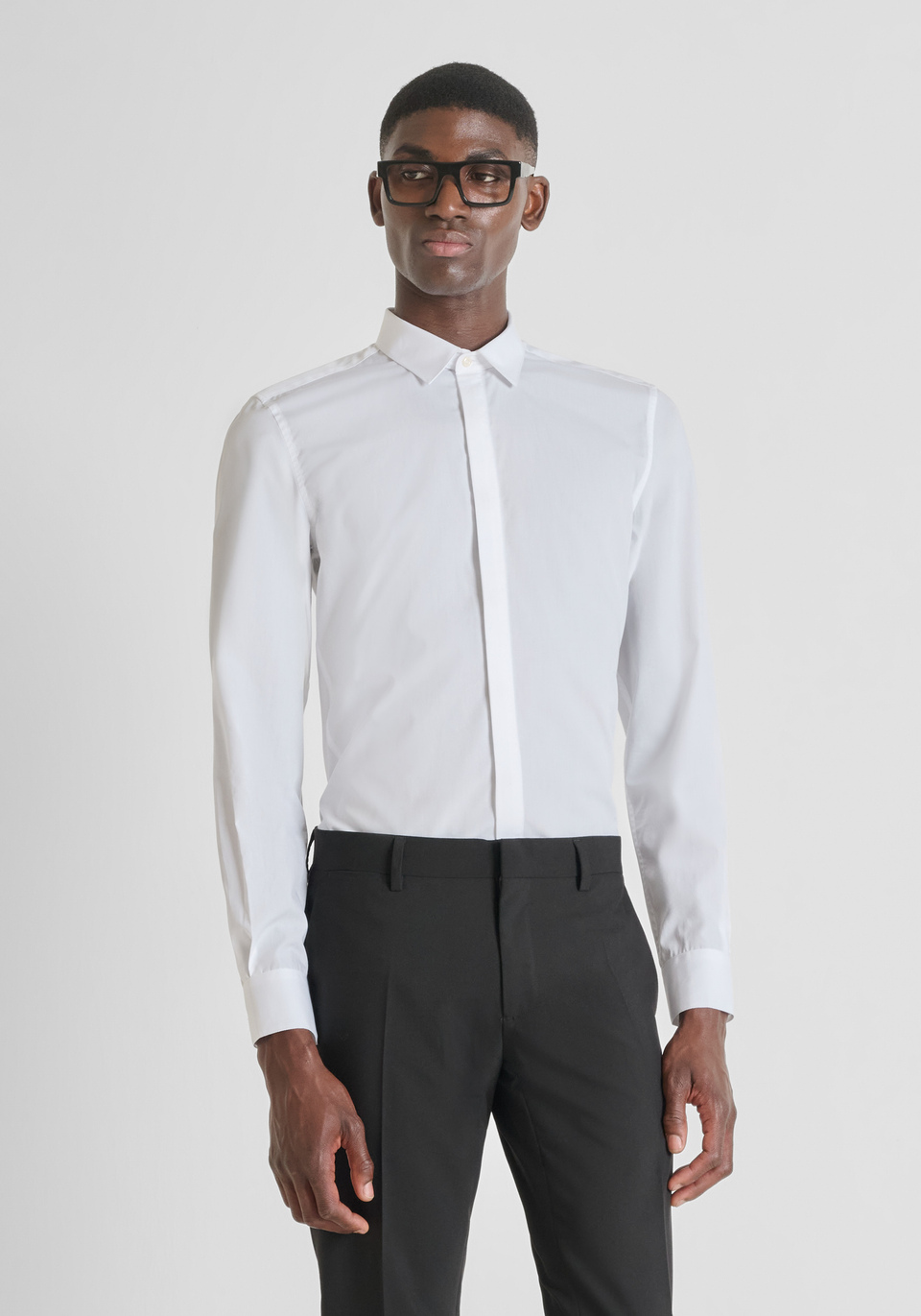 "LONDON" SLIM-FIT SHIRT IN EASY-IRON COTTON WITH CONCEALED BUTTONS - Antony Morato Online Shop