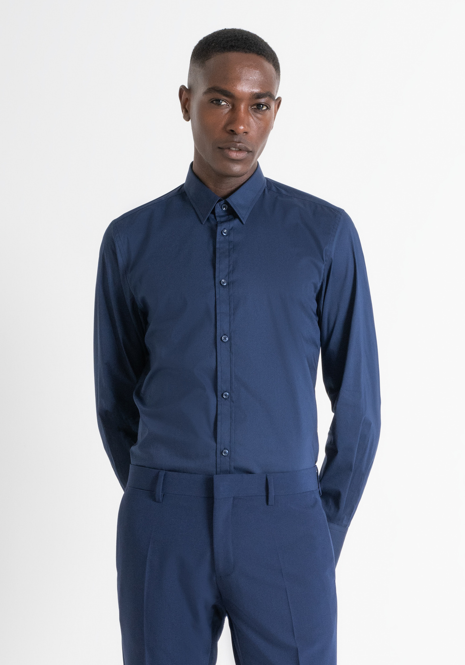 HEMD „MILANO“ SUPER SLIM FIT AUS BAUMWOLLPOPELINE MIT WEICHEM, ELASTISCHEM TOUCH - Antony Morato Online Shop
