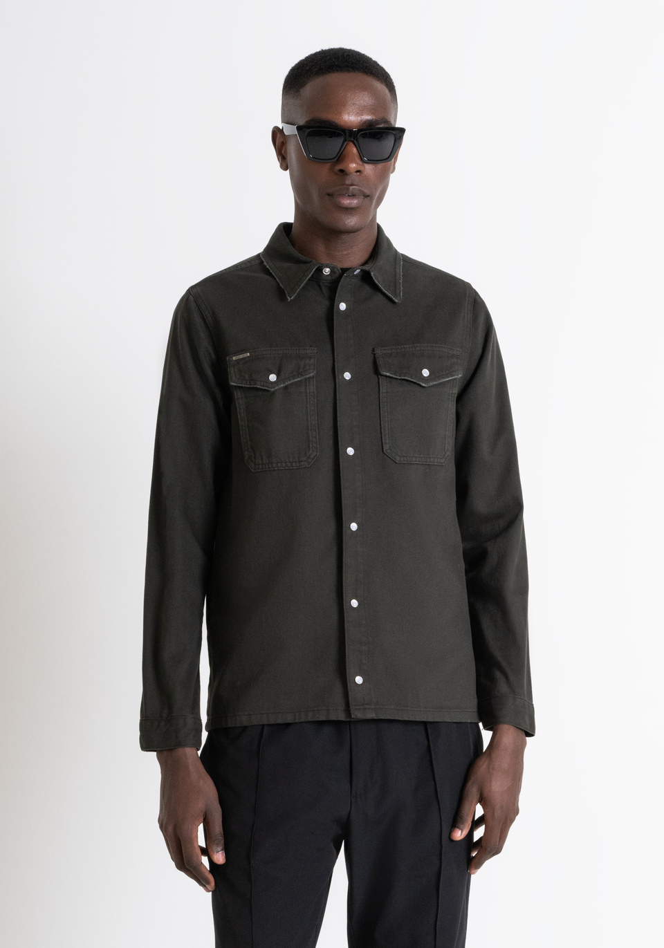 CHEMISE REGULAR FIT EN DENIM VERT AVEC POCHES - Antony Morato Online Shop