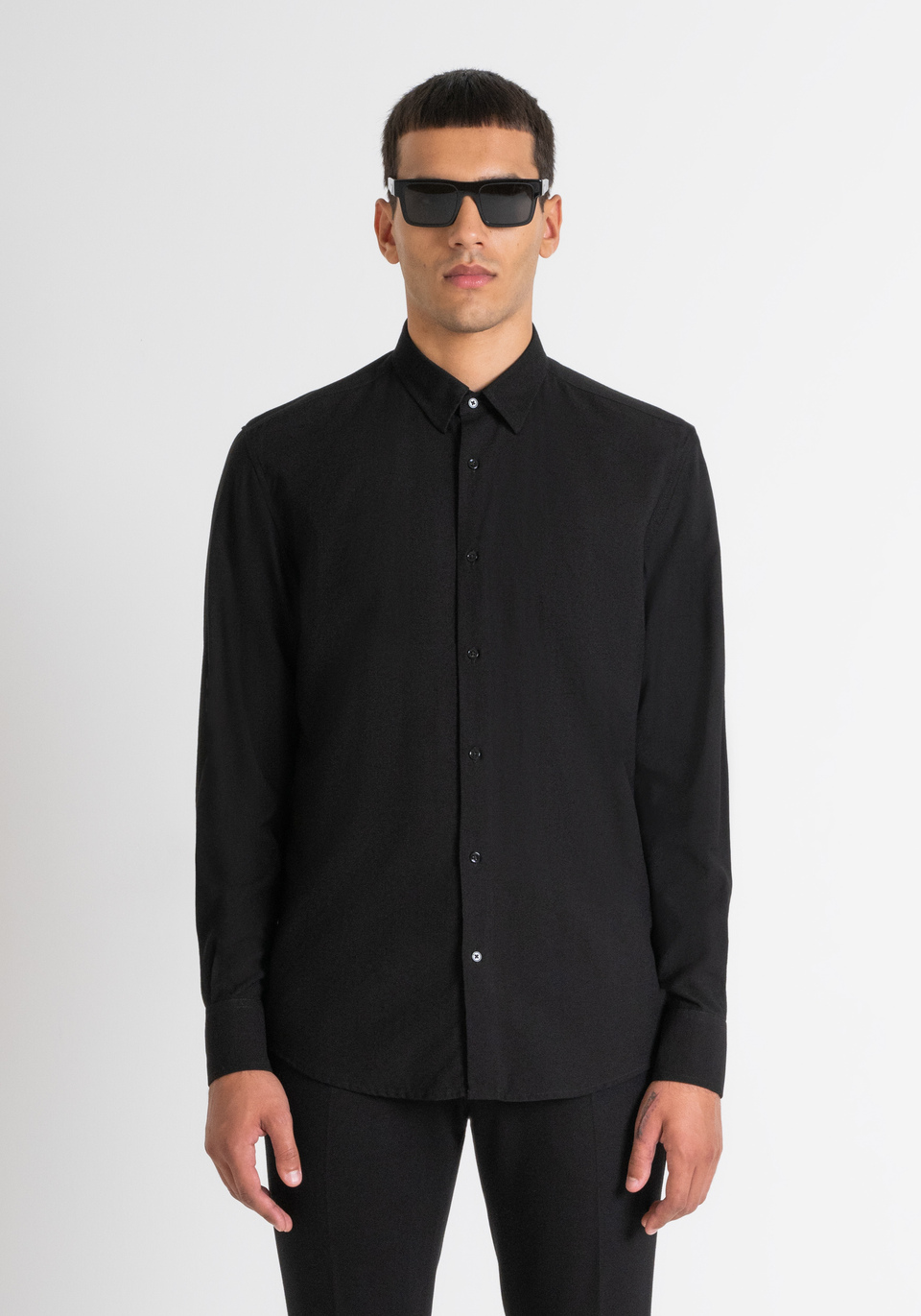 CHEMISE « NAPOLI » REGULAR FIT EN VISCOSE MÉLANGÉE NOIRE DOUCE AU TOUCHER - Antony Morato Online Shop